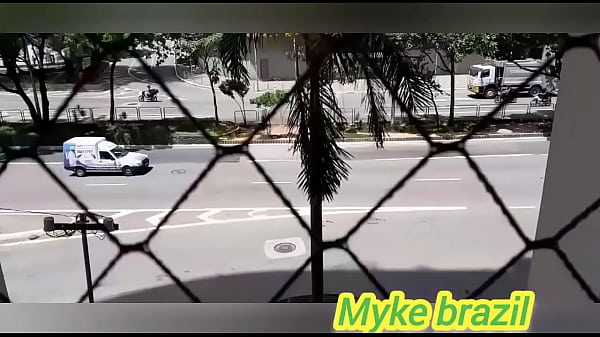 Tiuzao vai na casa da sobrinha ela pede para ele transar com ela eles transa e ela fica muito feliz veja completo no Red e sheer