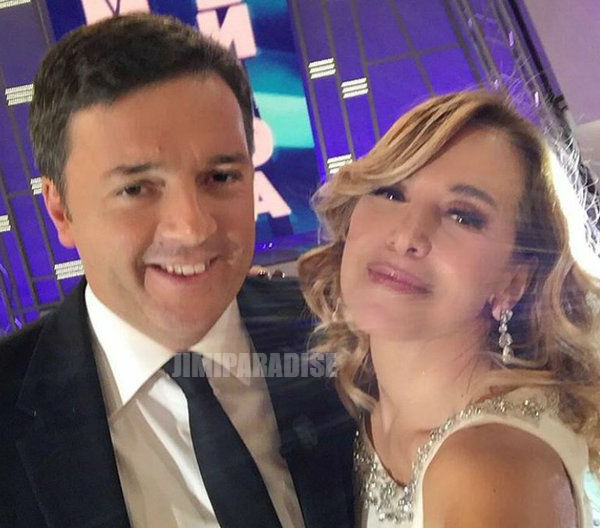 Matteo Renzi e Barbara d’Usa per i SELFIE del secolo!